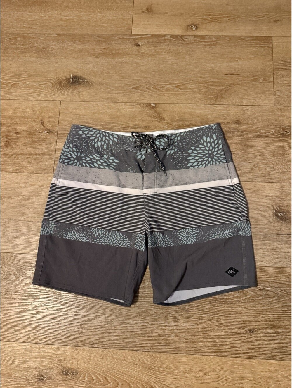 Ripcurl Surfcraft Mens Gray Striped Board Shorts Size 34